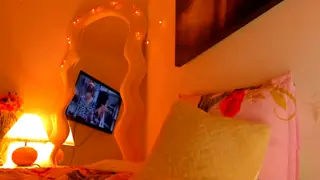 Juliana Saenz live webcam model