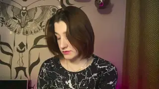 Kyong Niwa live webcam model