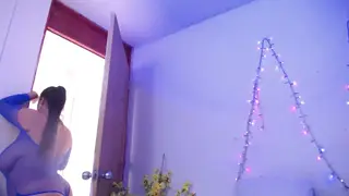 Nicol Love live webcam model