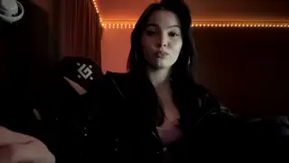 Maragret Launderville live cam preview